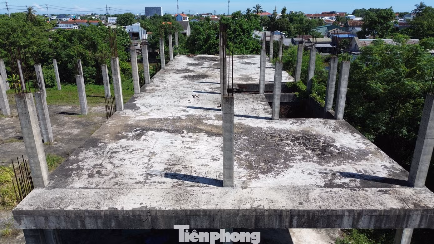 Trước tình hình này, UBND TP Huế đã giao các sở, ngành liên quan xây dựng phương án xử lý tài sản còn lại trên đất, tái lập hồ sơ để kêu gọi, thu hút nhà đầu tư mới theo đúng quy định.