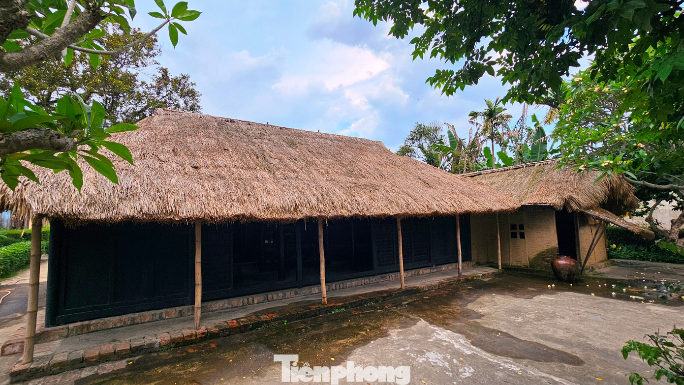 Hiện nay, cụm di tích lưu niệm thời niên thiếu của Bác Hồ tại Dương Nỗ gồm 4 di tích tiêu biểu. Trong đó, đình làng Dương Nỗ và Nhà lưu niệm Chủ tịch Hồ Chí Minh được công nhận là Di tích quốc gia đặc biệt vào năm 2020. Hiện nay, cụm di tích lưu niệm thời niên thiếu của Bác Hồ tại Dương Nỗ gồm 4 di tích tiêu biểu. Trong đó, đình làng Dương Nỗ và Nhà lưu niệm Chủ tịch Hồ Chí Minh được công nhận là Di tích quốc gia đặc biệt vào năm 2020.