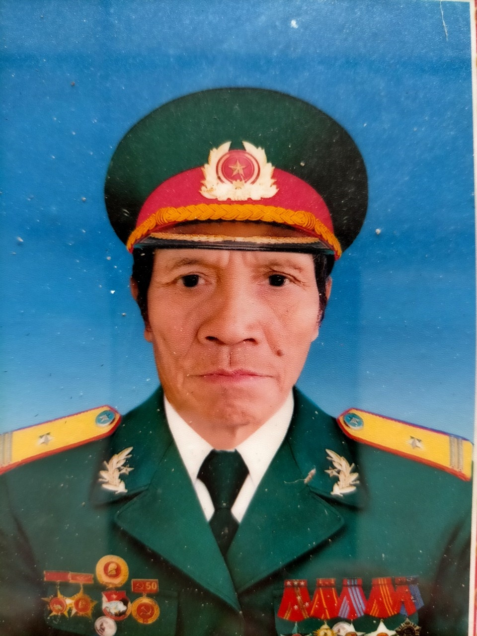 Anh hùng Lực lượng vũ trang Nhân dân Hồ A Nun. Ảnh: T.L Anh hùng Lực lượng vũ trang Nhân dân Hồ A Nun. Ảnh: T.L