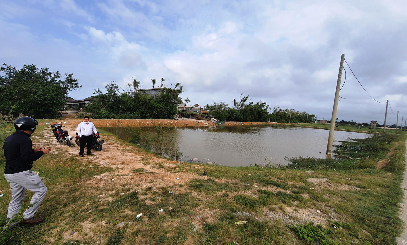 Người dân mỏi chờ đầu tư hoàn thiện hạ tầng kỹ thuật mà chính quyền địa phương từng hứa hẹn