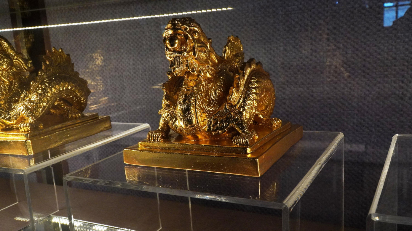 Ấn "Sắc mệnh chi bảo"