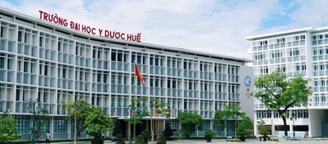 Năm nay, điểm sàn cao nhất ngưỡng đầu vào tuyển sinh đại học hệ chính quy năm 2023 của ĐH Huế thuộc về Trường ĐH Y dược. Năm nay, điểm sàn cao nhất ngưỡng đầu vào tuyển sinh đại học hệ chính quy năm 2023 của ĐH Huế thuộc về Trường ĐH Y dược.