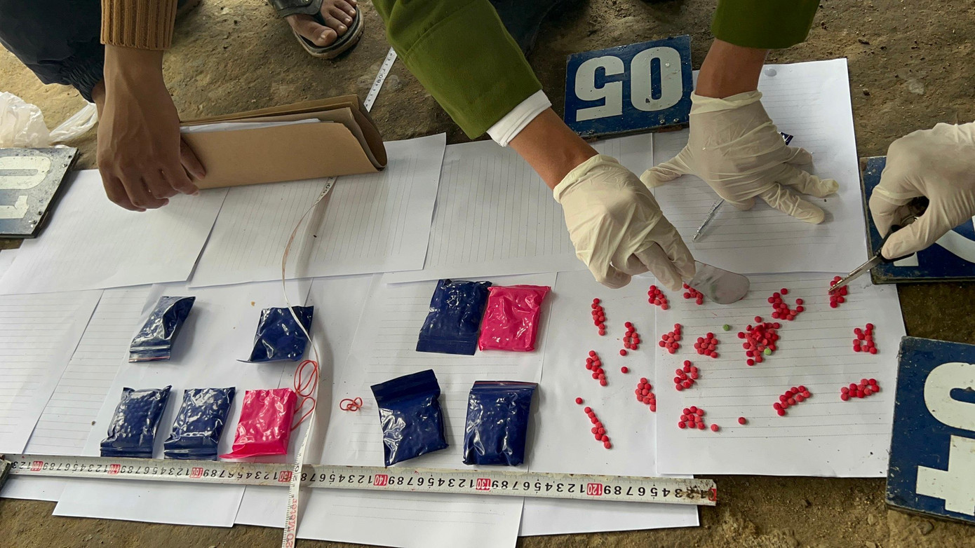 Tang vật ma túy tổng hợp do công an thu giữ.