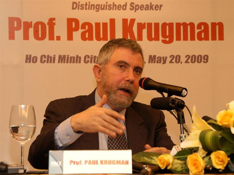 Giáo sư đoạt giải Nobel kinh tế Paul Krugman tại cuộc họp báo. Ảnh : Pace