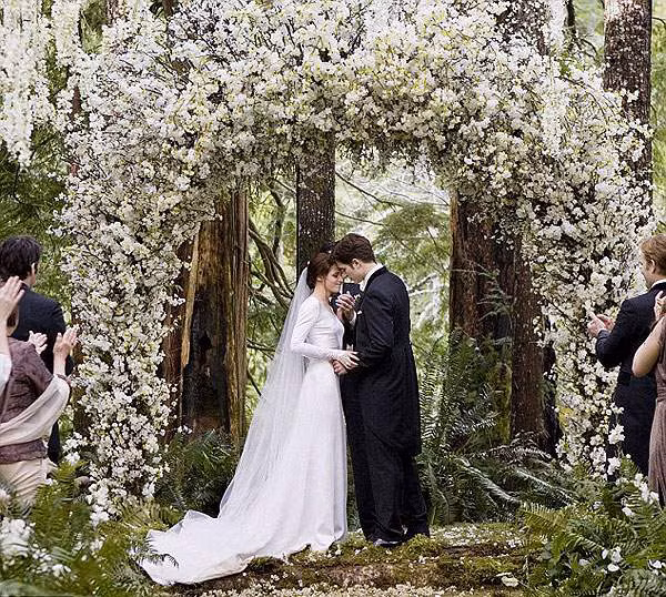 “Hừng đông” vẫn khiến khán giả trẻ si mê. Ảnh: Summit