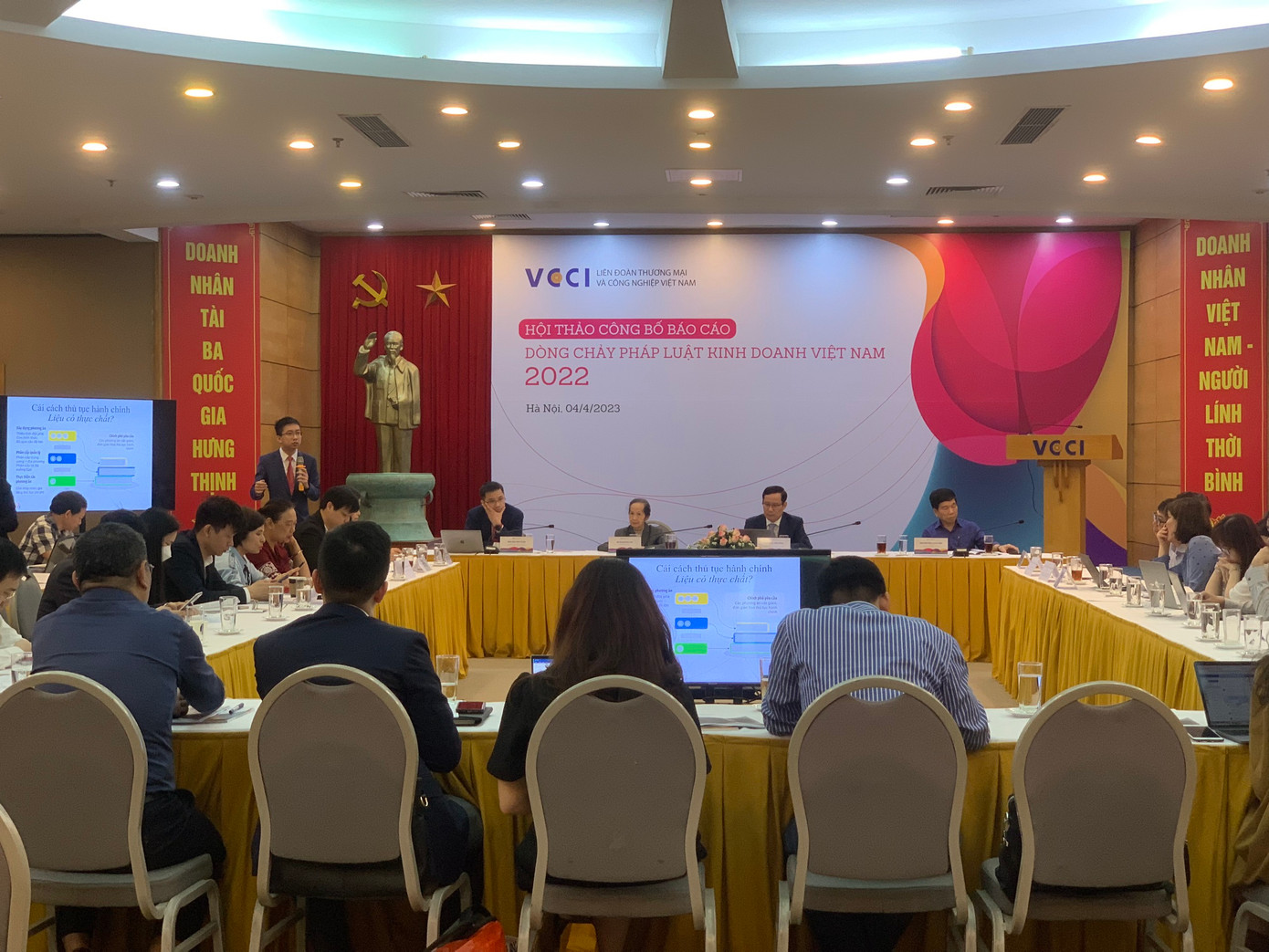 Quang cảnh hội thảo.