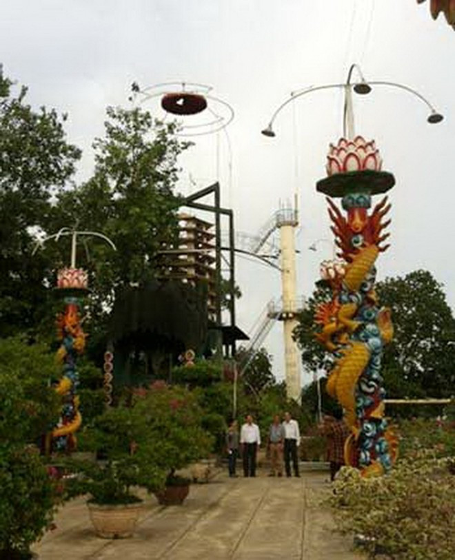 Cồn Phụng, nơi khai thiên lập địa phái tu đạo Dừa.. Cồn Phụng, nơi khai thiên lập địa phái tu đạo Dừa.