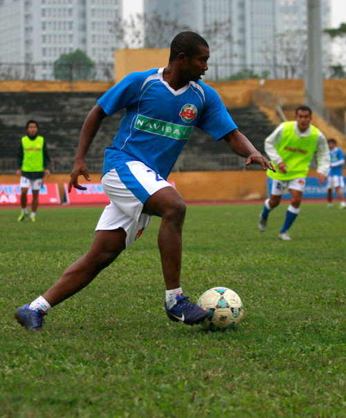 Ngoại binh là niềm hi vọng của Navibank Sài Gòn ở trận này 