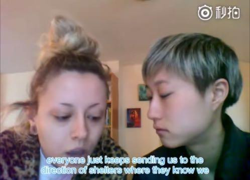 Con gái sao võ thuật Thành Long sống ở gầm cầu, cầu xin được giúp đỡ ảnh 3