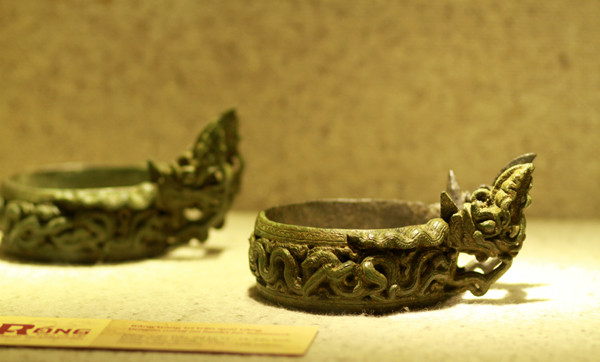 Vòng rồng bằng đồng