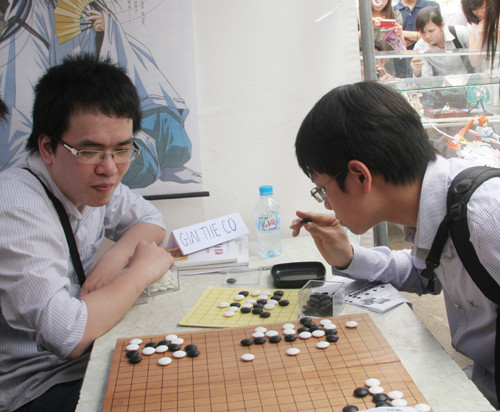 Đánh cờ vây tại lễ hội