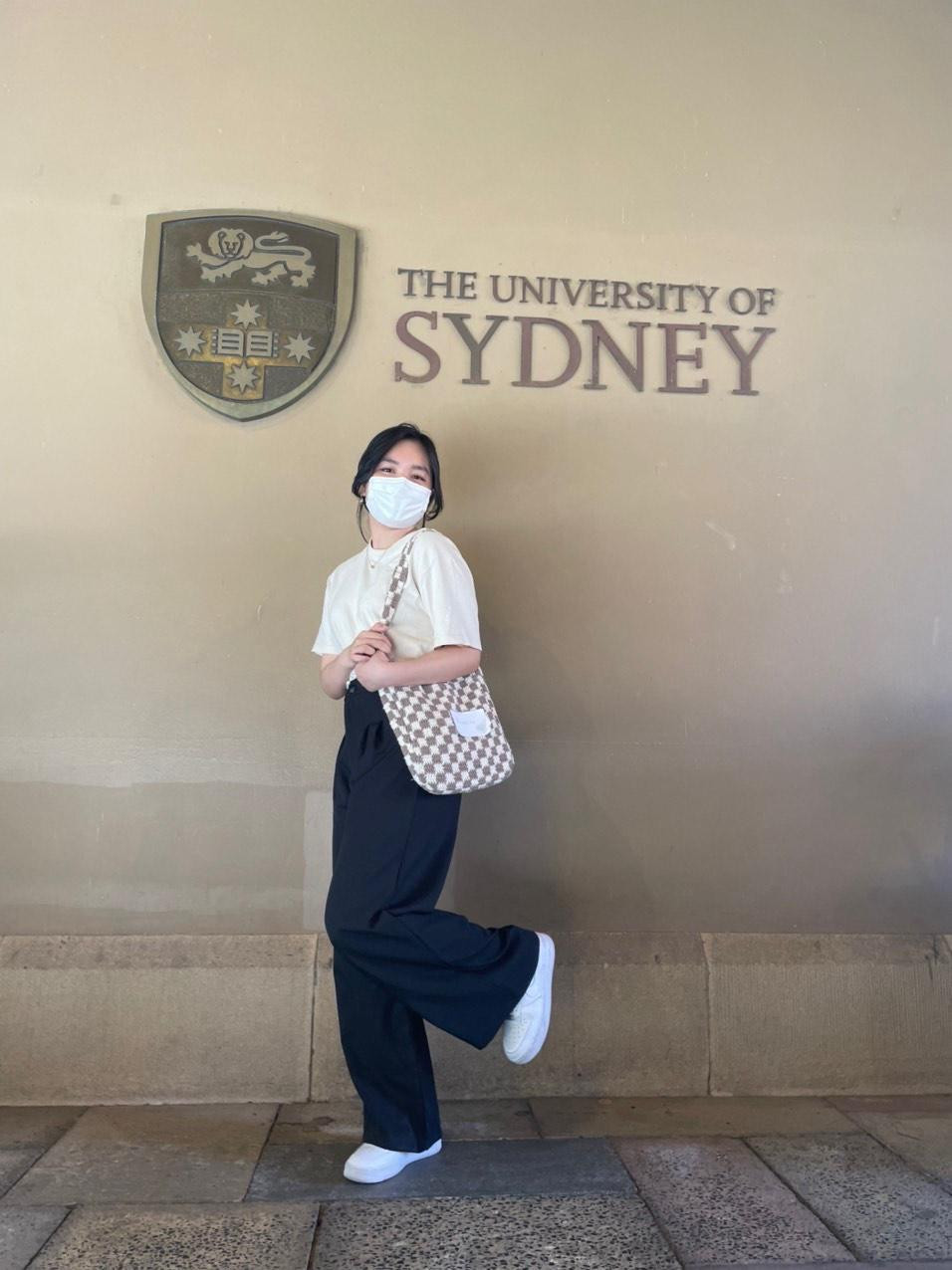 Minh Hạnh (University of Sydney) hy vọng rằng dịch bệnh sẽ không cản trở nhu cầu giáo dục. Ảnh: NVCC Minh Hạnh (University of Sydney) hy vọng rằng dịch bệnh sẽ không cản trở nhu cầu giáo dục. Ảnh: NVCC
