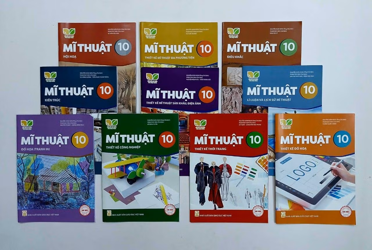 Bộ Sách giáo khoa Mĩ thuật 10 đã được Bộ GD&amp;ĐT phê duyệt. Nguồn: Facebook Nguyễn Xuân Nghị