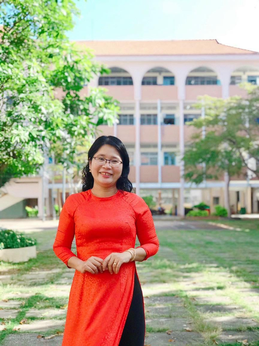 Cô Kiều Trinh chia sẻ quan điểm khi môn Lịch sử trở thành môn học tự chọn. Ảnh: NVCC Cô Kiều Trinh chia sẻ quan điểm khi môn Lịch sử trở thành môn học tự chọn. Ảnh: NVCC