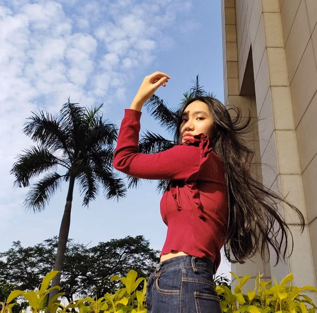 Khánh Băng lấy ý tưởng về những món đồ quen thuộc trong thời gian giãn cách khan hiếm để tạo nên những bức họa độc đáo được netizen yêu thích. Nguồn: FBNV.