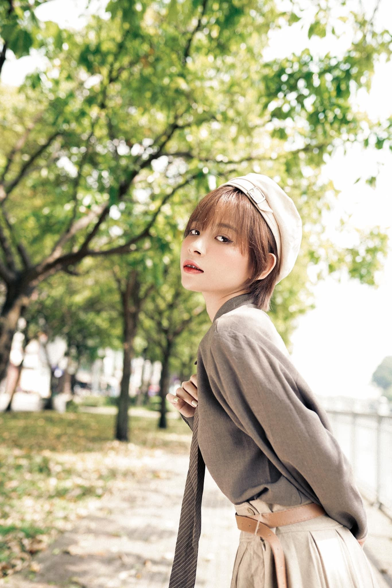 Bộ ảnh được Nhoi Duyên nháy máy tại tọa độ check-in hot nhất hiện nay. Ảnh: NVCC