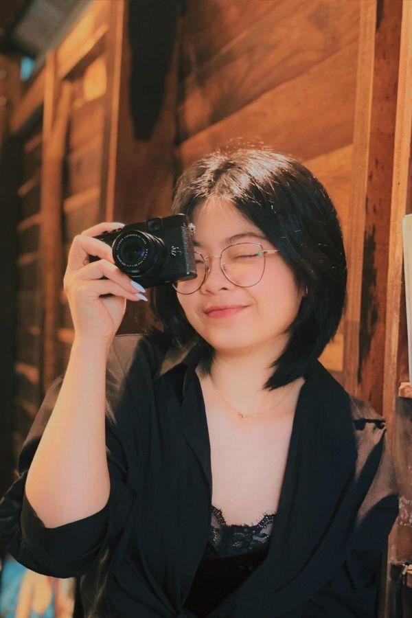 Có phương pháp học hợp lý đã giúp bạn Khánh Thùy có được số điểm rất cao trong kì thi tốt nghiệp THPT Quốc gia 2021. Ảnh: NVCC