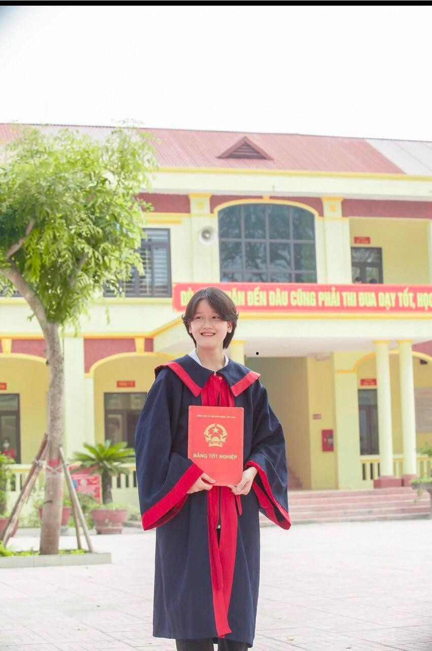 Dịp Hè này sẽ là cơ hội để Diệu Linh nâng “level” bản thân để nhanh chóng đến gần hơn với ước mơ. Ảnh: NVCC