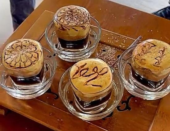 Ly cà phê Phượng hoàng lửa với giá "trên trời". Nguồn: Internet