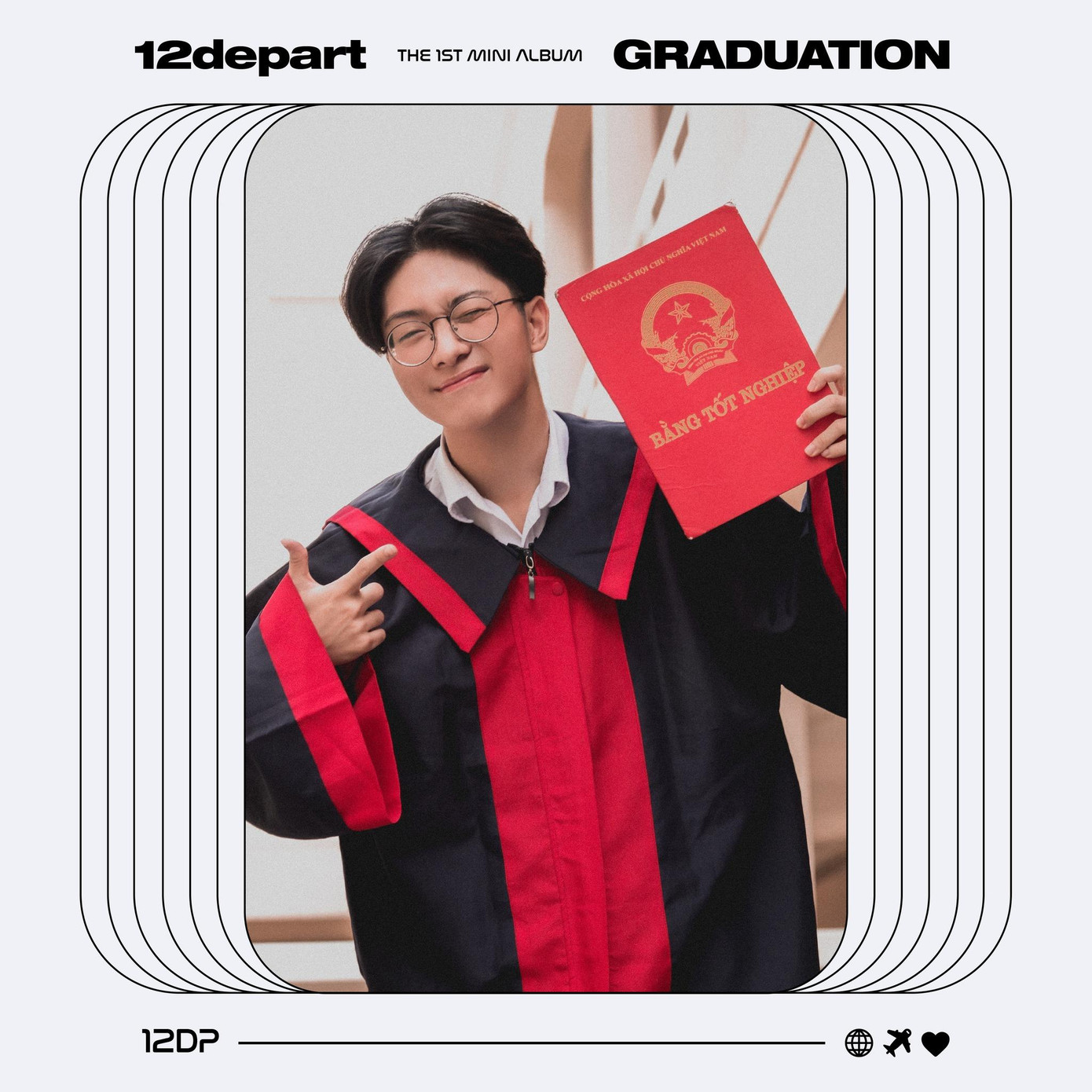 Đăng Khôi - người thiết kế bộ ảnh, không những tài mà còn rất đẹp trai, ahihi! Ảnh: NVCC Đăng Khôi - người thiết kế bộ ảnh, không những tài mà còn rất đẹp trai, ahihi! Ảnh: NVCC