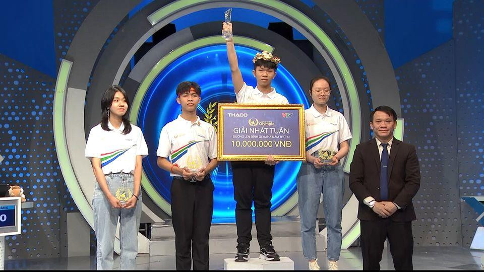 Tân quán quân Đường lên đỉnh Olympia tuần này gọi tên Khánh Duy. Ảnh: Fanpage Đường lên đỉnh Olympia Tân quán quân Đường lên đỉnh Olympia tuần này gọi tên Khánh Duy. Ảnh: Fanpage Đường lên đỉnh Olympia