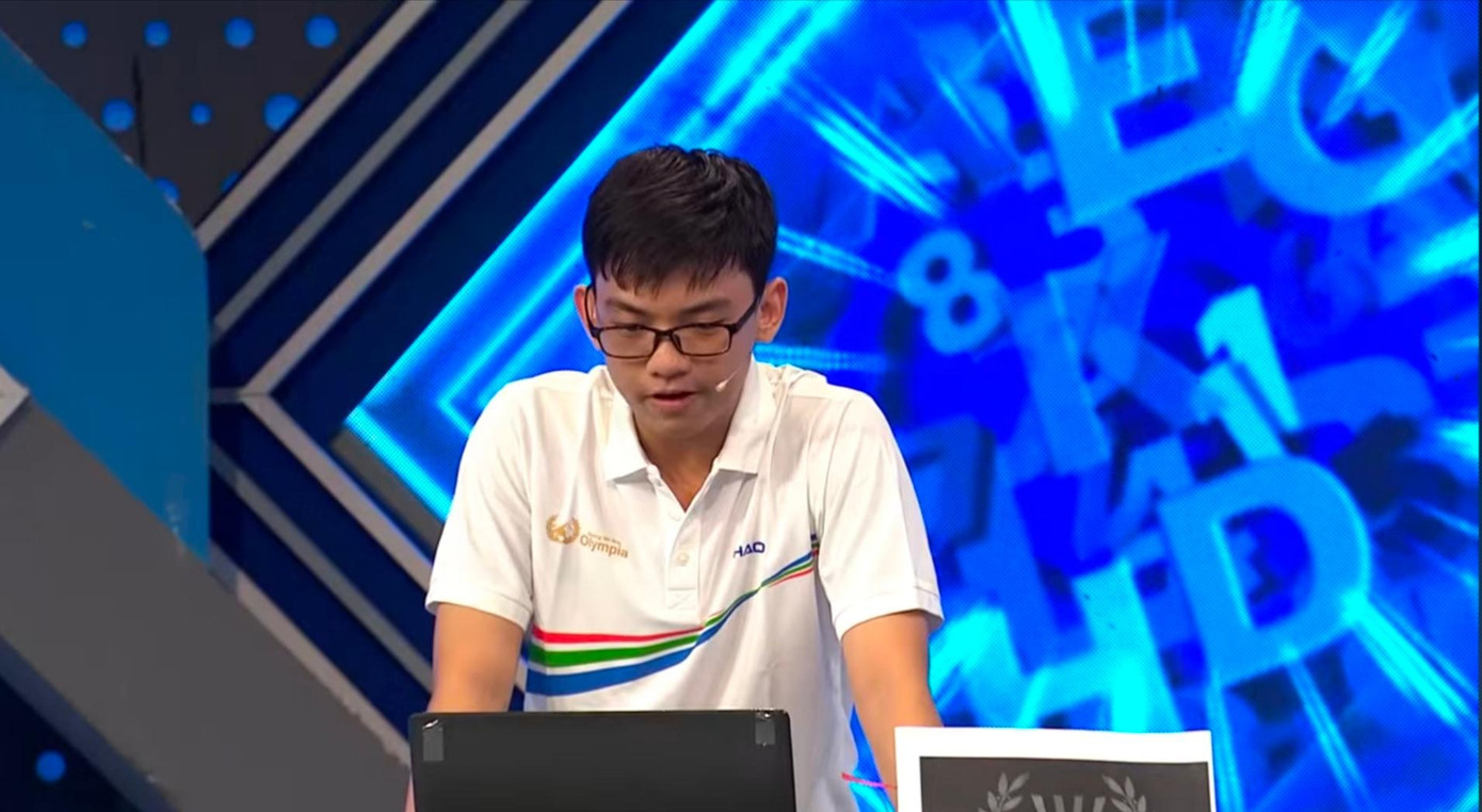 Màn bấm chuông nhanh nhất lịch sử chương trình của Gia Kiệt. Ảnh chụp màn hình Màn bấm chuông nhanh nhất lịch sử chương trình của Gia Kiệt. Ảnh chụp màn hình