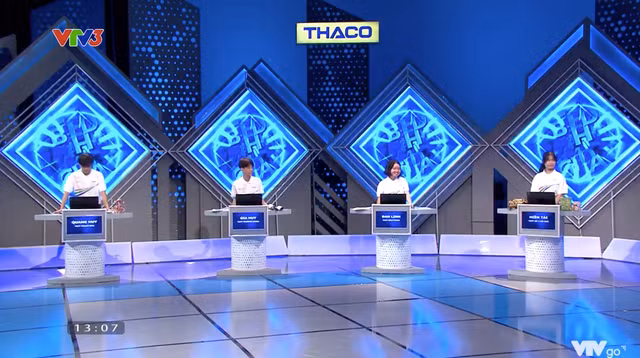 Trong 45 phút, 4 thí sinh đã có những giây phút tranh tài và đáng nhớ. Trong 45 phút, 4 thí sinh đã có những giây phút tranh tài và đáng nhớ.