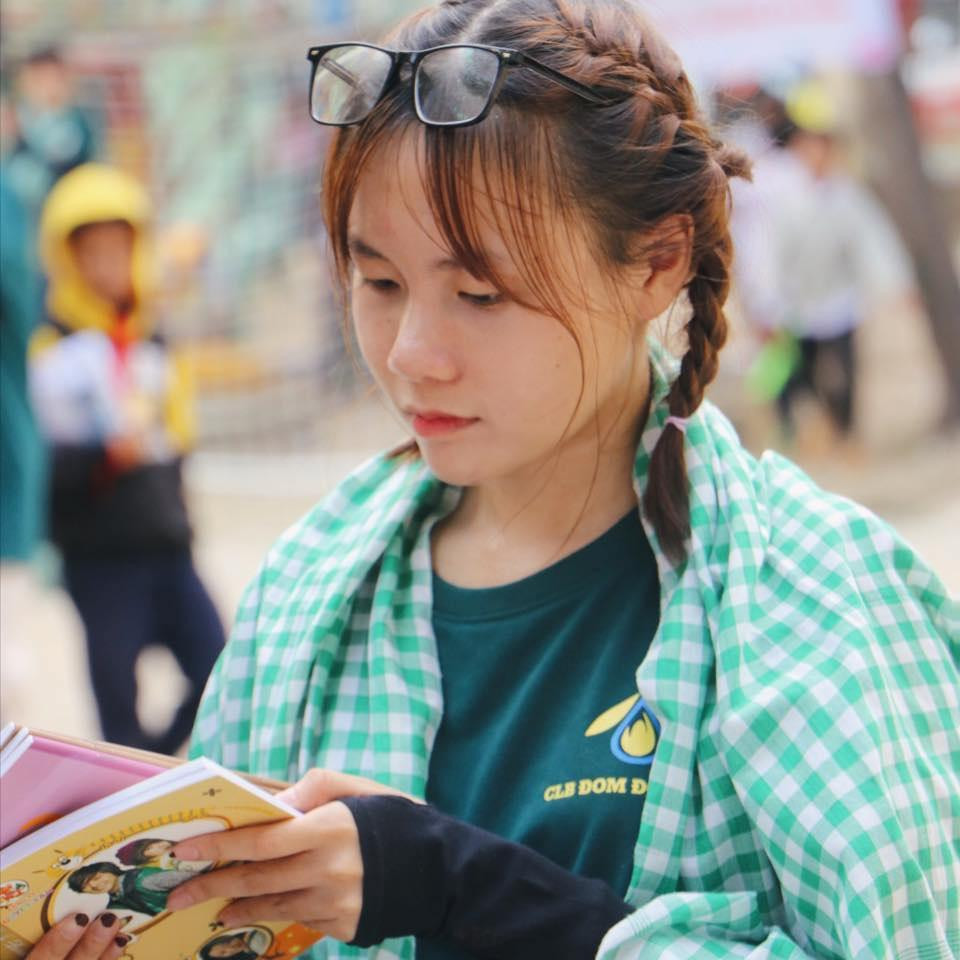 Cô bạn Anh Thy săn vé tàu hỏa để về quê trong dịp Tết Nguyên Đán này. Ảnh: NVCC Cô bạn Anh Thy săn vé tàu hỏa để về quê trong dịp Tết Nguyên Đán này. Ảnh: NVCC