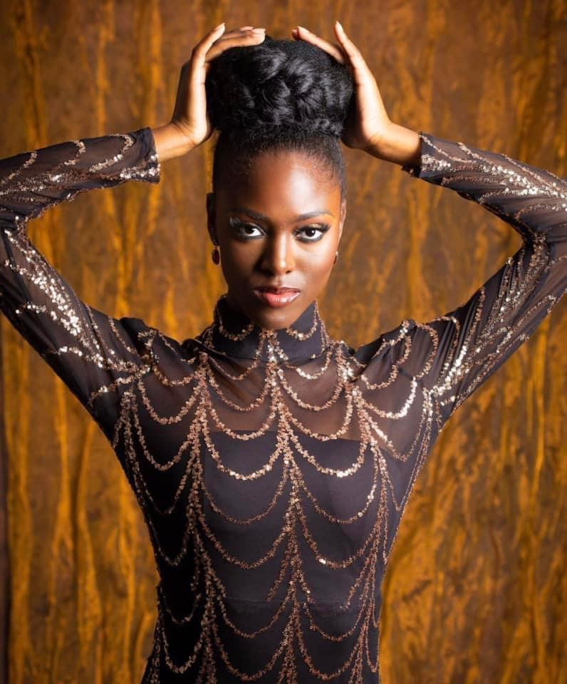 Cô sẽ đại diện cho Angola tham dự cuộc thi Miss Universe 2022 tổ chức vào cuối năm nay.