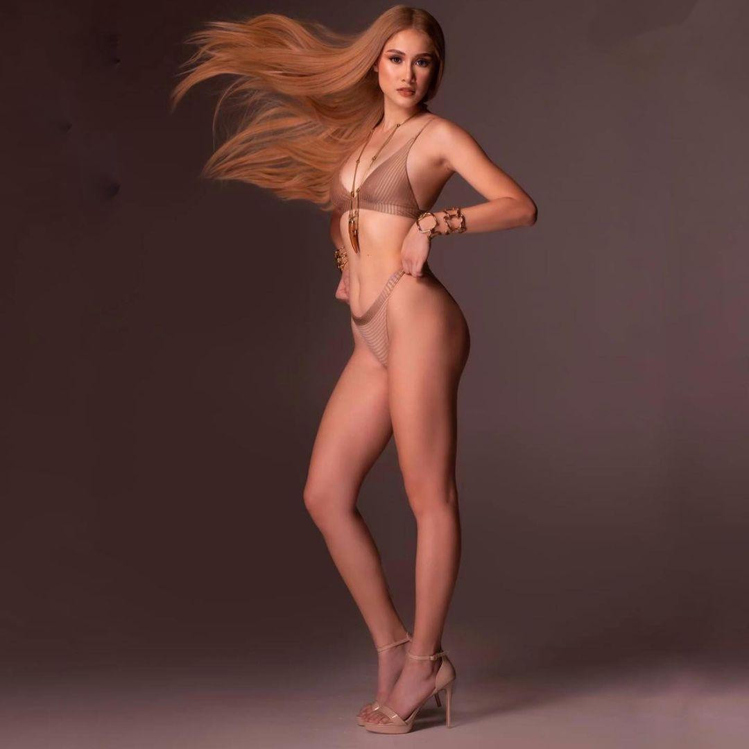 Không chỉ xinh đẹp, quyến rũ, Nicole Borromeo còn được đánh giá cao bởi học vấn, ứng xử cũng như kỹ năng tiếng Anh ấn tượng. Không chỉ xinh đẹp, quyến rũ, Nicole Borromeo còn được đánh giá cao bởi học vấn, ứng xử cũng như kỹ năng tiếng Anh ấn tượng.