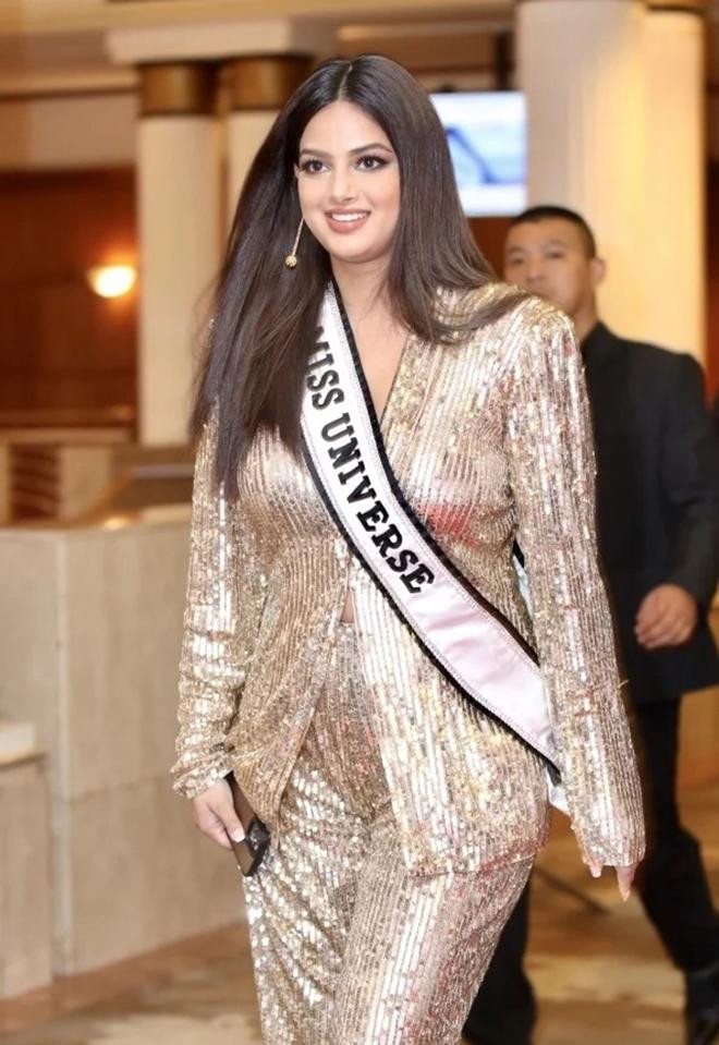 Harnaaz Sandhu đối diện nhiều chỉ trích khi tăng cân. Harnaaz Sandhu đối diện nhiều chỉ trích khi tăng cân.