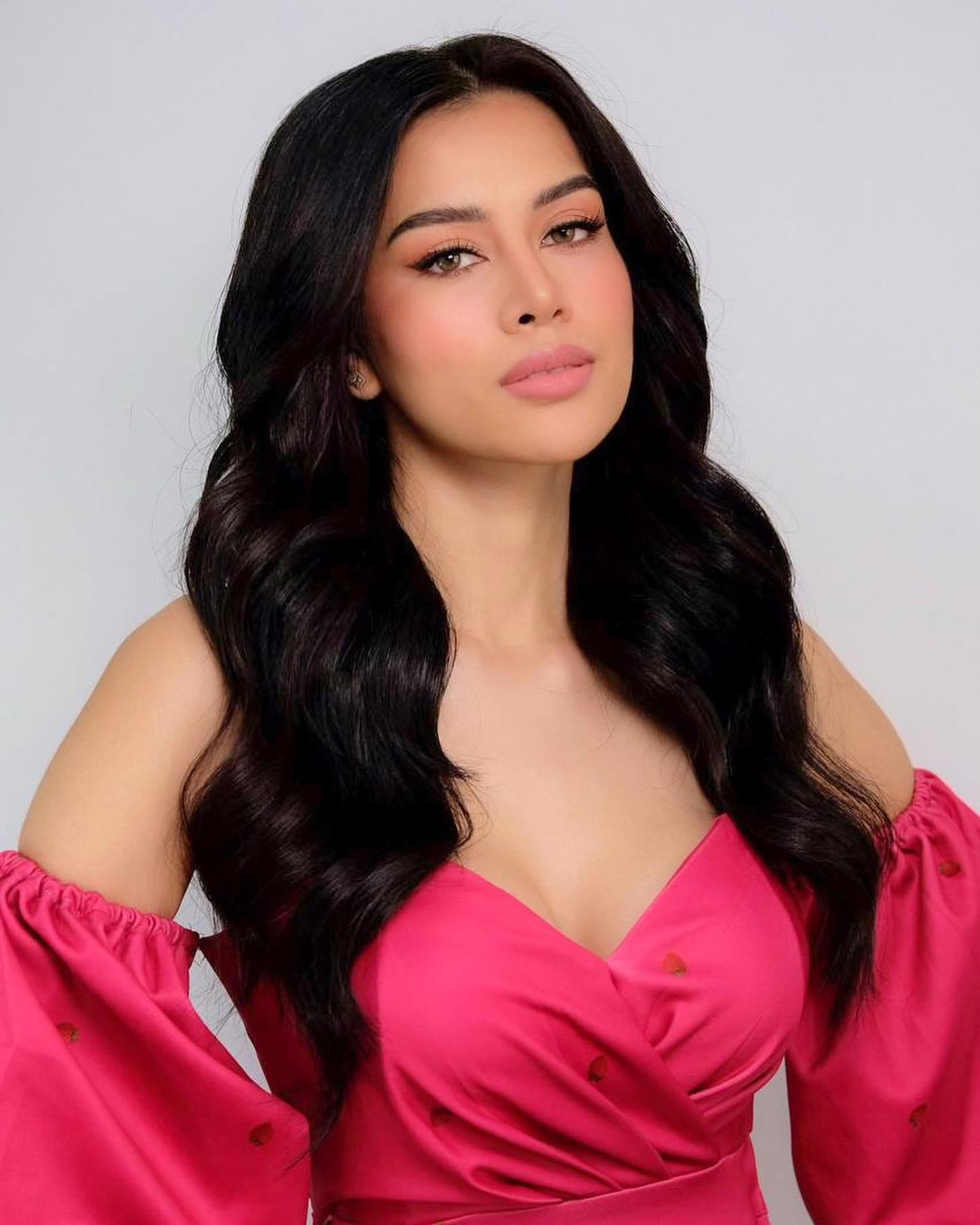 Roberta Tamondong sẽ trở thành đại diện của Philippines tham dự cuộc thi Miss Grand International 2022 sẽ diễn ra ở Indonesia vào tháng 10 tới.