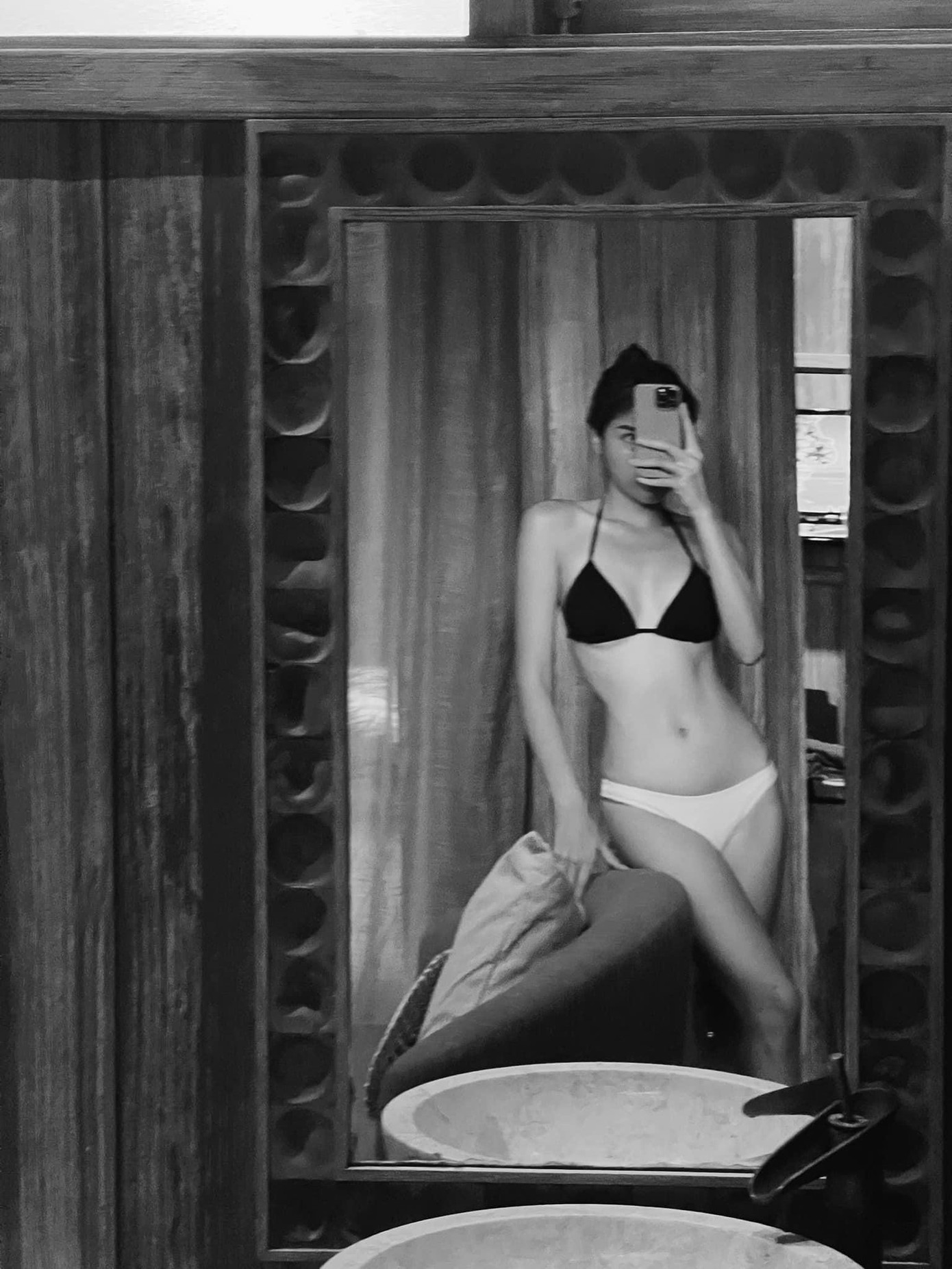 Hoa hậu Việt Nam 2014 rất tự hào với thành quả tập luyện miệt mài trong phòng tập. Hoa hậu Việt Nam 2014 rất tự hào với thành quả tập luyện miệt mài trong phòng tập.