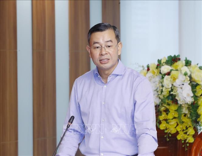 Đồng chí Ngô Văn Tuấn, Uỷ viên Trung ương Đảng, Bí thư Ban Cán sự Đảng, Phó Tổng Kiểm toán phụ trách Kiểm toán Nhà nước phát biểu tại buổi làm việc. Ảnh: Phương Hoa/TTXVN Đồng chí Ngô Văn Tuấn, Uỷ viên Trung ương Đảng, Bí thư Ban Cán sự Đảng, Phó Tổng Kiểm toán phụ trách Kiểm toán Nhà nước phát biểu tại buổi làm việc. Ảnh: Phương Hoa/TTXVN