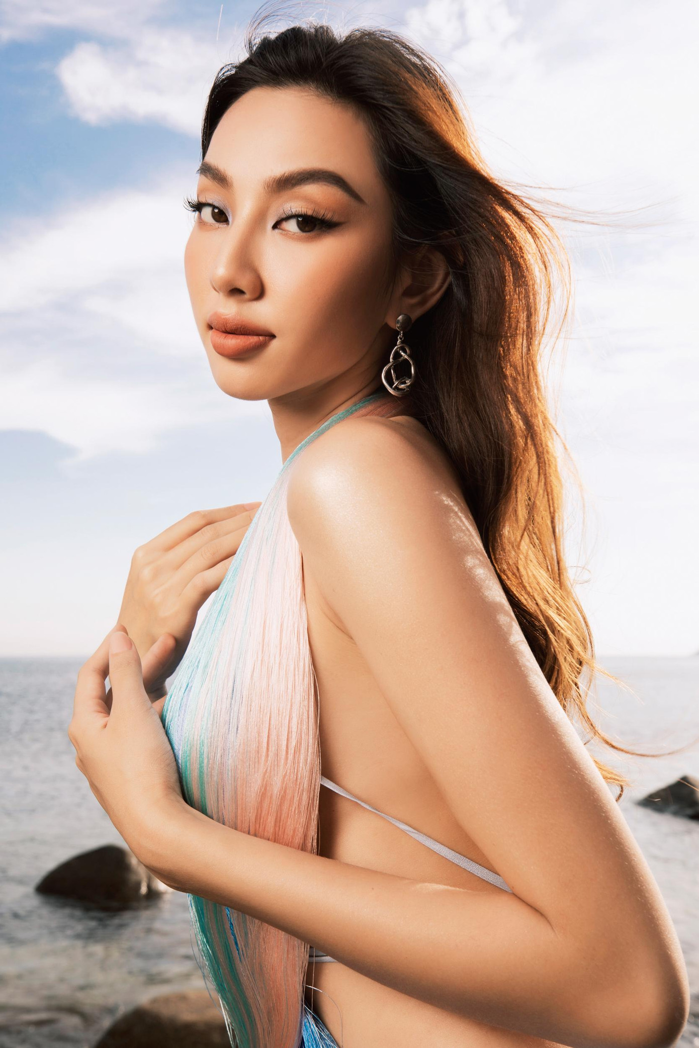 Có thể nói cho đến hiện tại, khó ai có thể soán ngôi được ngôi vị "Miss Cut-out" trong showbiz của Thùy Tiên.