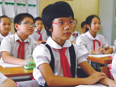 Ở đâu có tiêu cực trong dạy thêm học thêm hay lạm thu thì lãnh đạo địa phương đó phải chịu trách nhiệm.