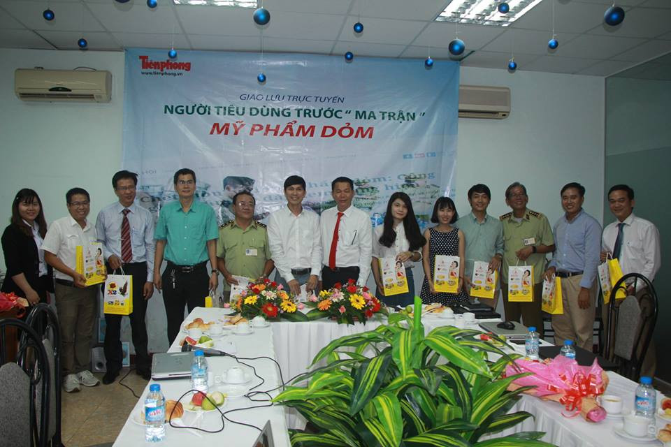 Giao lưu trực tuyến: Người tiêu dùng trước 'ma trận' mỹ phẩm dỏm ảnh 14