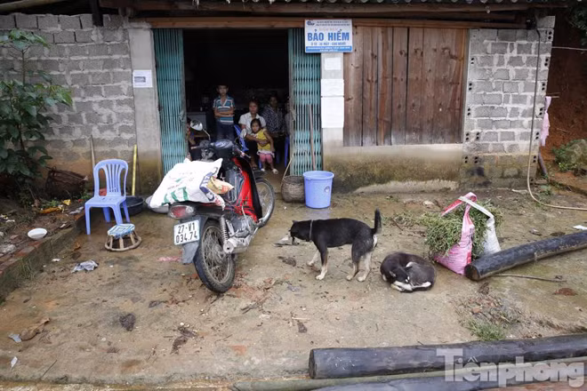Bản Có dưới chân đèo Pha Đin tan hoang sau mưa lũ ảnh 4
