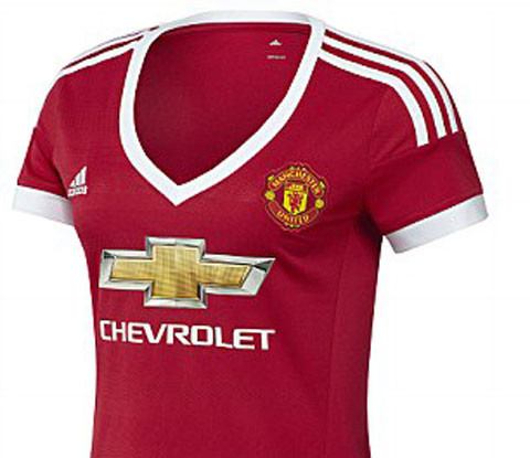 Áo đấu M.U cho CĐV nữ bị chê quá hở hang ảnh 3