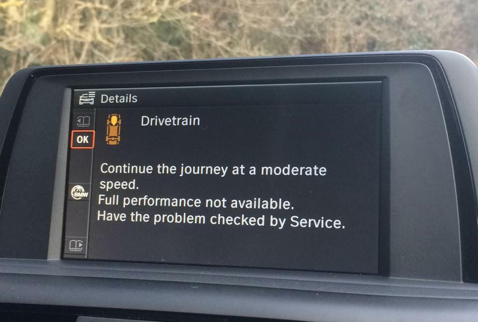 Một thông báo lỗi trên xe BMW. Một thông báo lỗi trên xe BMW.