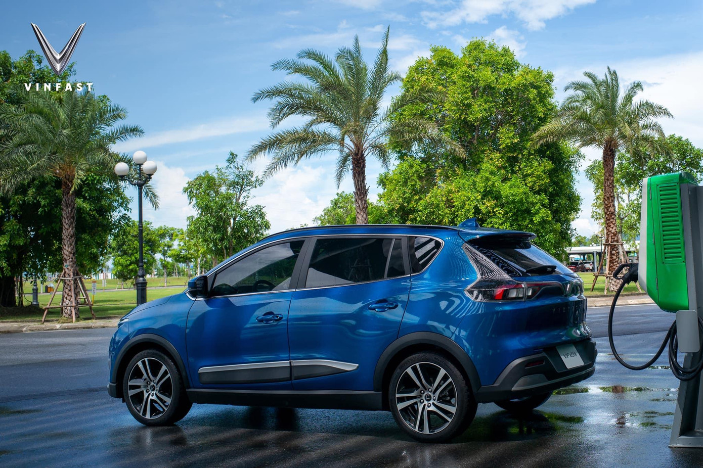 Phần đuổi xe VF e34 có thiết kế tương tự Lux SA