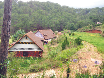 Làng Cù Lần yên bình, thơ mộng