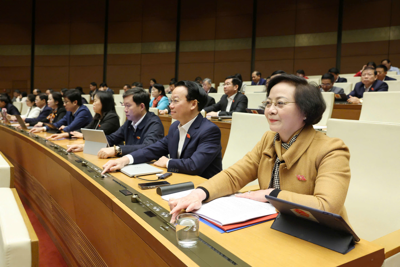 Các đại biểu Quốc hội tại kỳ họp bất thường lần thứ 9. Ảnh: Như Ý Các đại biểu Quốc hội tại kỳ họp bất thường lần thứ 9. Ảnh: Như Ý