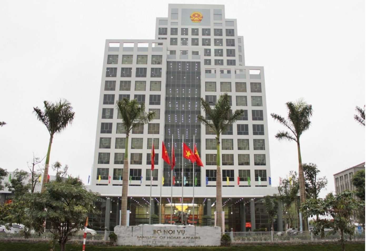 Bộ Nội vụ đề xuất nhiều chính sách vượt trội với chuyên gia cao cấp.