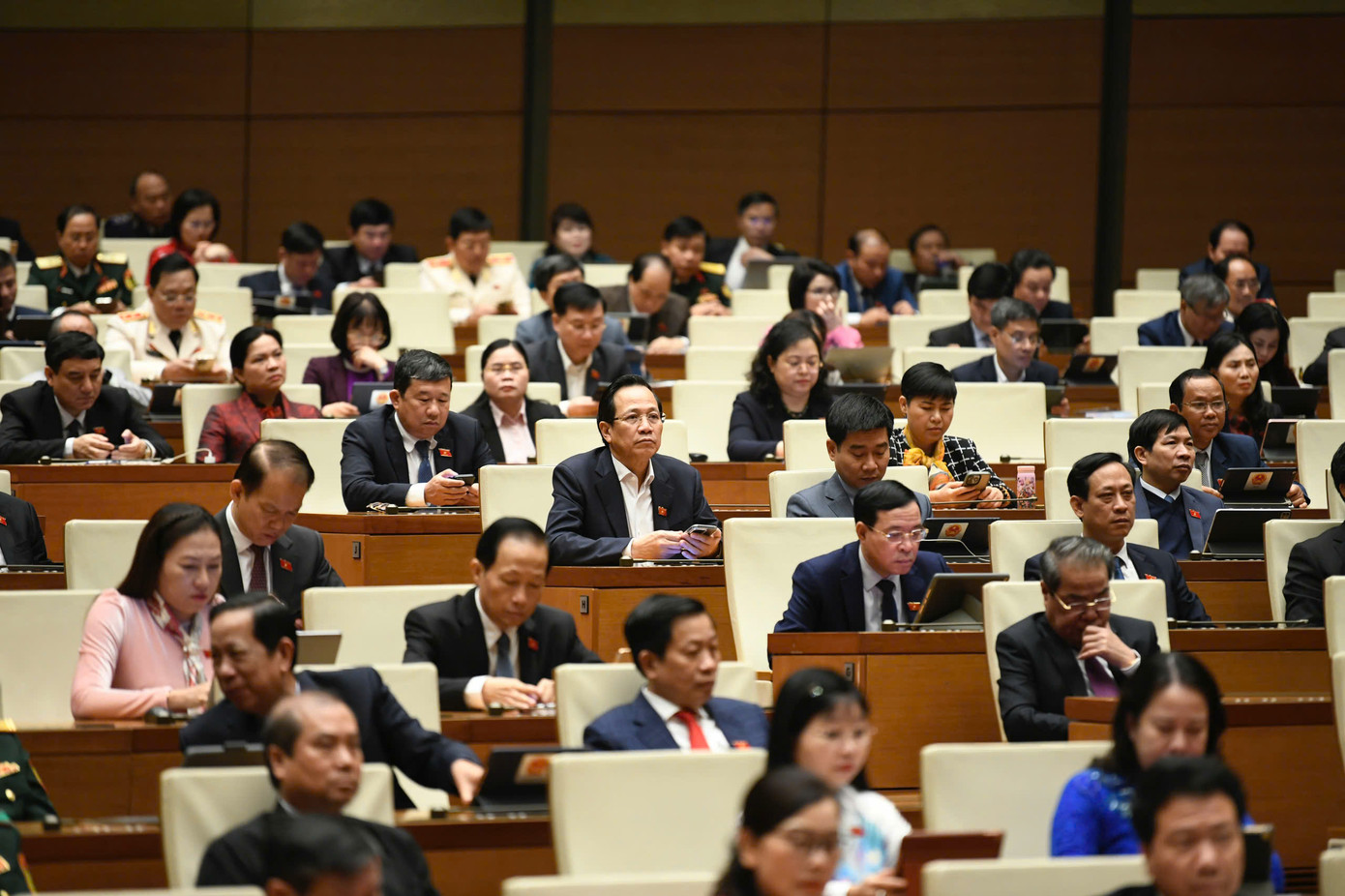 Các đại biểu Quốc hội tại phiên bế mạc kỳ họp bất thường. Ảnh: Như Ý. Các đại biểu Quốc hội tại phiên bế mạc kỳ họp bất thường. Ảnh: Như Ý.