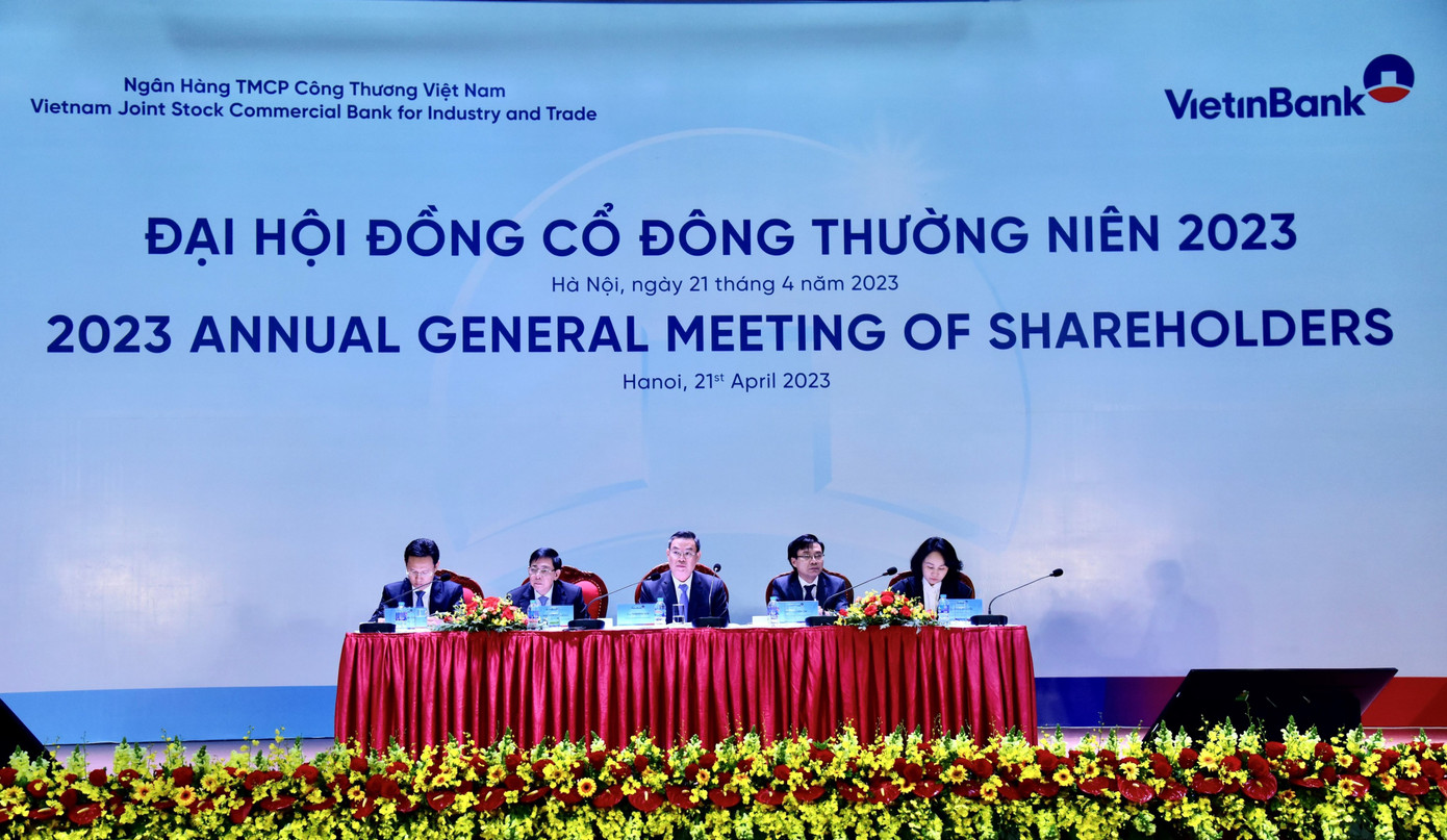 Đại hội đồng cổ đông thường niên năm 2023 của VietinBank sáng 21/4. Đại hội đồng cổ đông thường niên năm 2023 của VietinBank sáng 21/4.