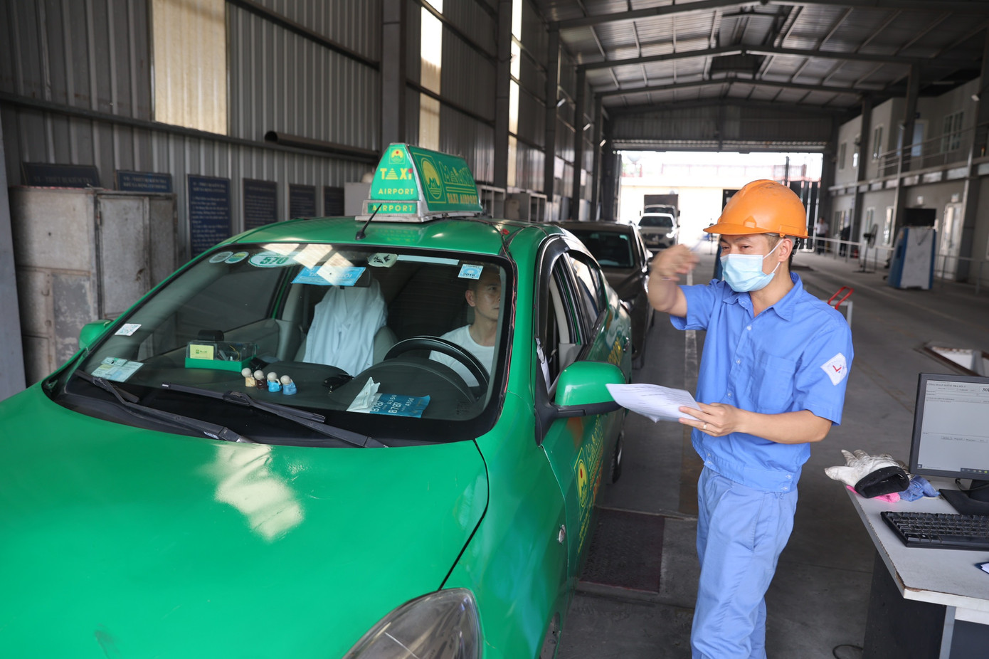 Cục Đăng kiểm chỉ đạo chấn chỉnh các trung tâm đăng kiểm không làm đúng quy định (ảnh: Như Ý). Cục Đăng kiểm chỉ đạo chấn chỉnh các trung tâm đăng kiểm không làm đúng quy định (ảnh: Như Ý).