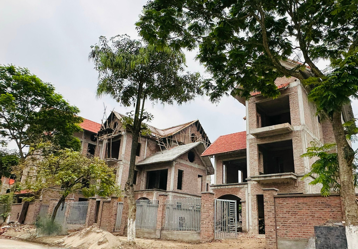 Thị trường bất động sản cần phải thực thi chính sách gỡ khó ngay (ảnh: Như Ý). Thị trường bất động sản cần phải thực thi chính sách gỡ khó ngay (ảnh: Như Ý).