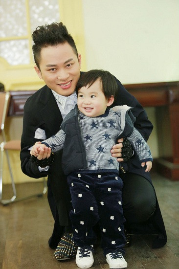 Tùng Dương: 'Tôi nhường vợ không phải vì sợ mà vì nể' ảnh 2