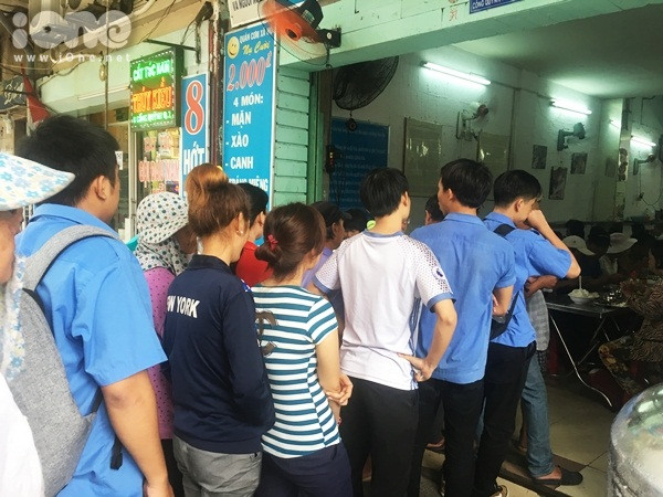 Sinh viên lên tiếng khi bị chê ăn cơm không có lòng tự trọng ảnh 1